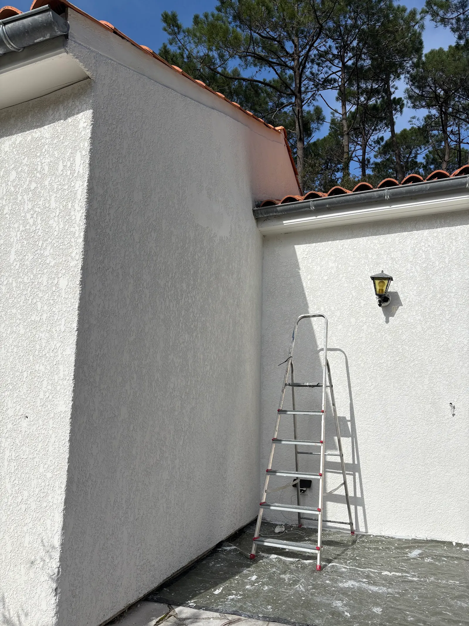 Préparation de façade — Bordas Sonny, couvreur et peintre en Dordogne